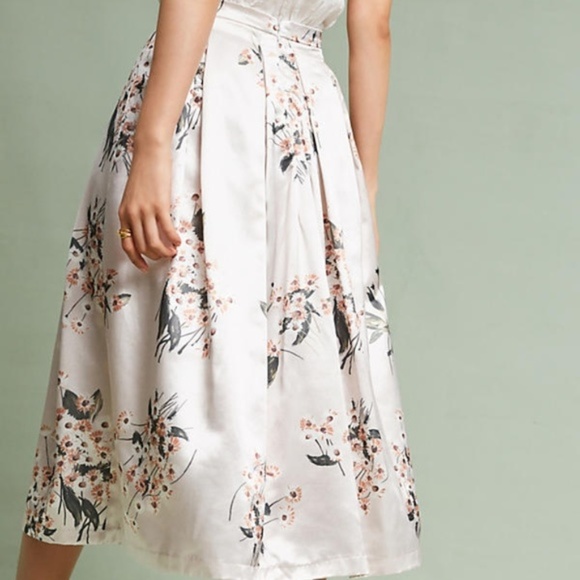 Anthropologie Dresses & Skirts - Anthropologie Champagne Garden Skirt by Della Bee